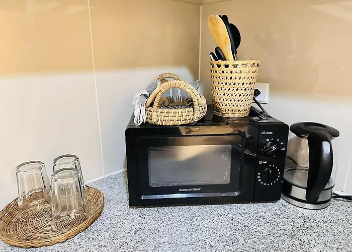 Chic Classy 1br Bgc Uptown Parksuites T2 W Balcony Apartamento *