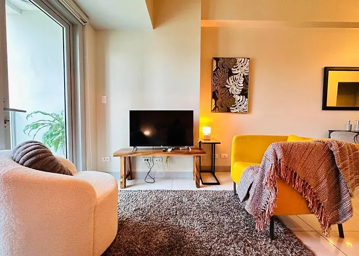 Apartamento Chic Classy 1br Bgc Uptown Parksuites T2 W Balcony *