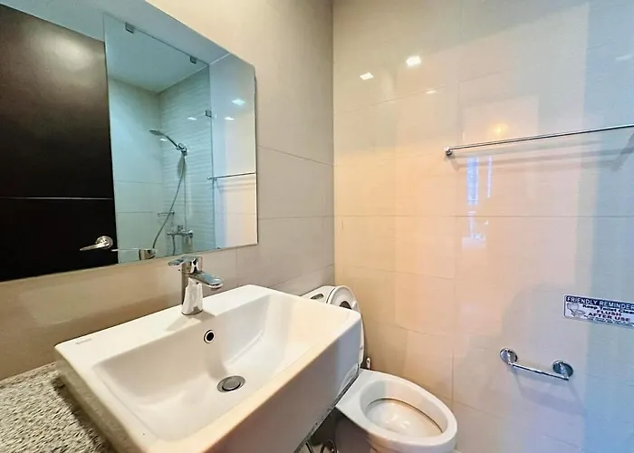 Apartamento Chic Classy 1br Bgc Uptown Parksuites T2 W Balcony